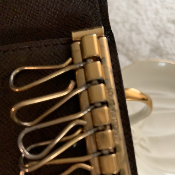 Louis Vuitton 6 Key Holder Damier Ebene Canvas Brown - Authentic Pre-Owned - Picture 3 of 10